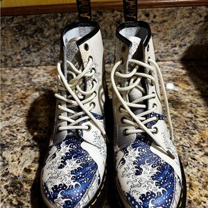 Dr. Martens THE MET COLLECTION Blue and White Wave Print Combat Boots